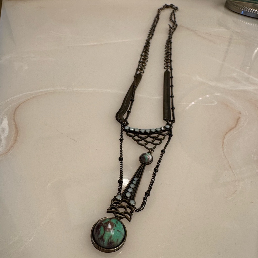 Urban Outfitters Turquoise and Gold Pendant Necklace